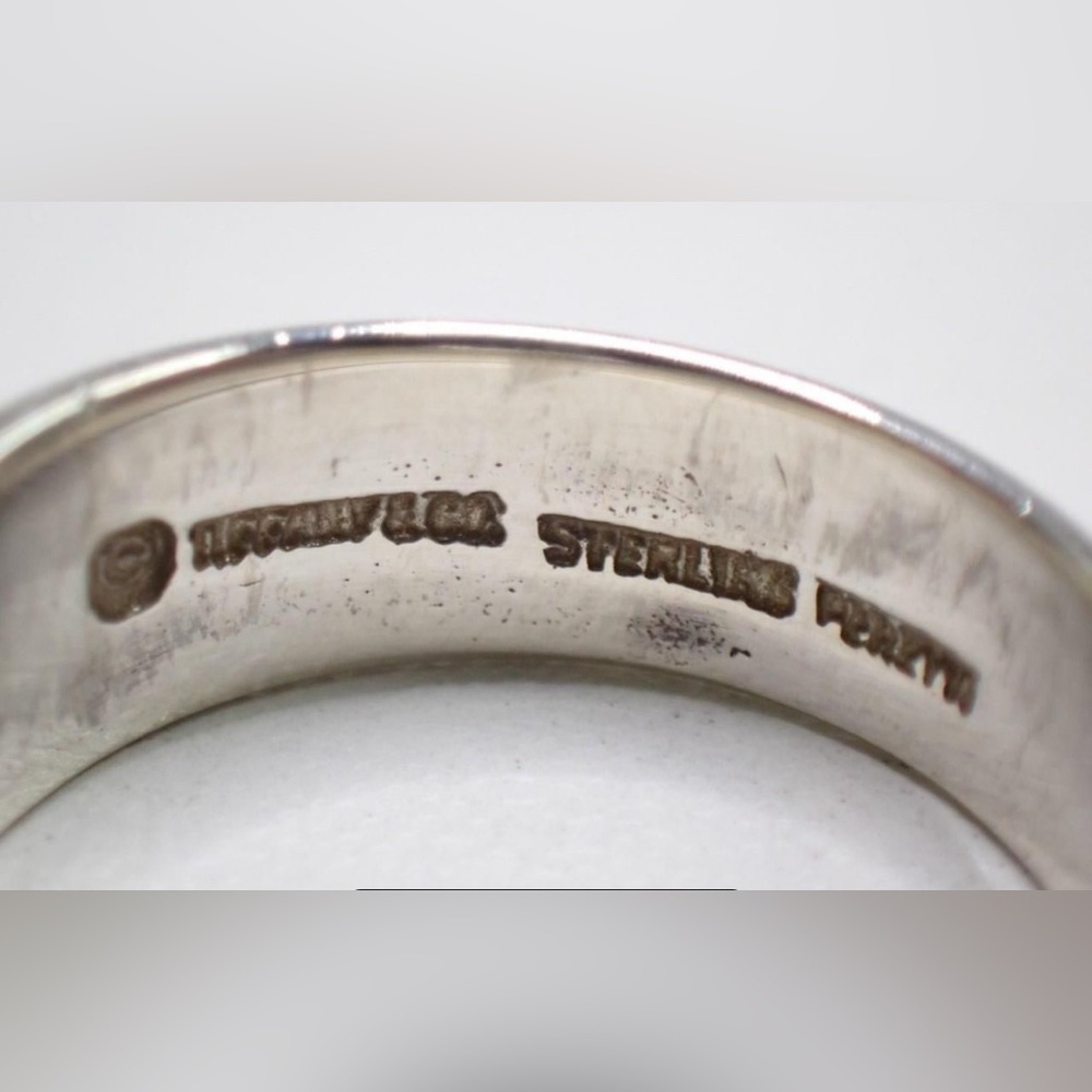 Tiffany & Co. Sterling Silver heart design ring - Picture 4 of 5